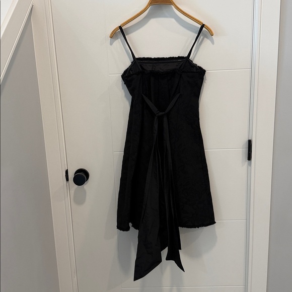 BCBGMaxAzria Black Textured Spaghetti Strap Dress size 4 - Picture 6 of 8